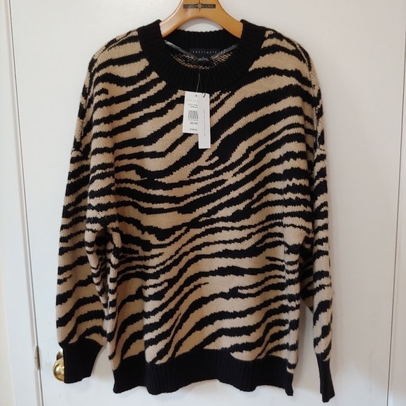 SANCTUARY zebra print long sleeves sweater - Picture 6 of 11